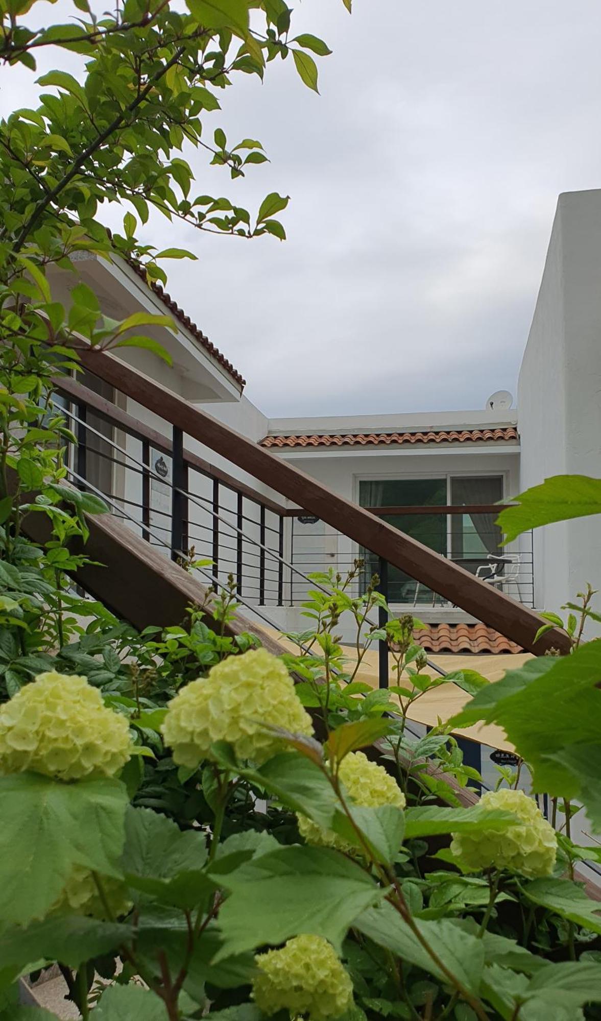 Saint Paul De Vence Villa Damyang Room photo
